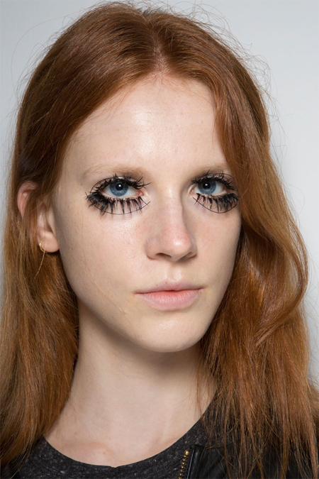 Grunge-Inspired Eye Makeup at Fashion Month